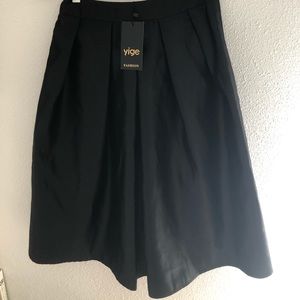 Black midi skirt